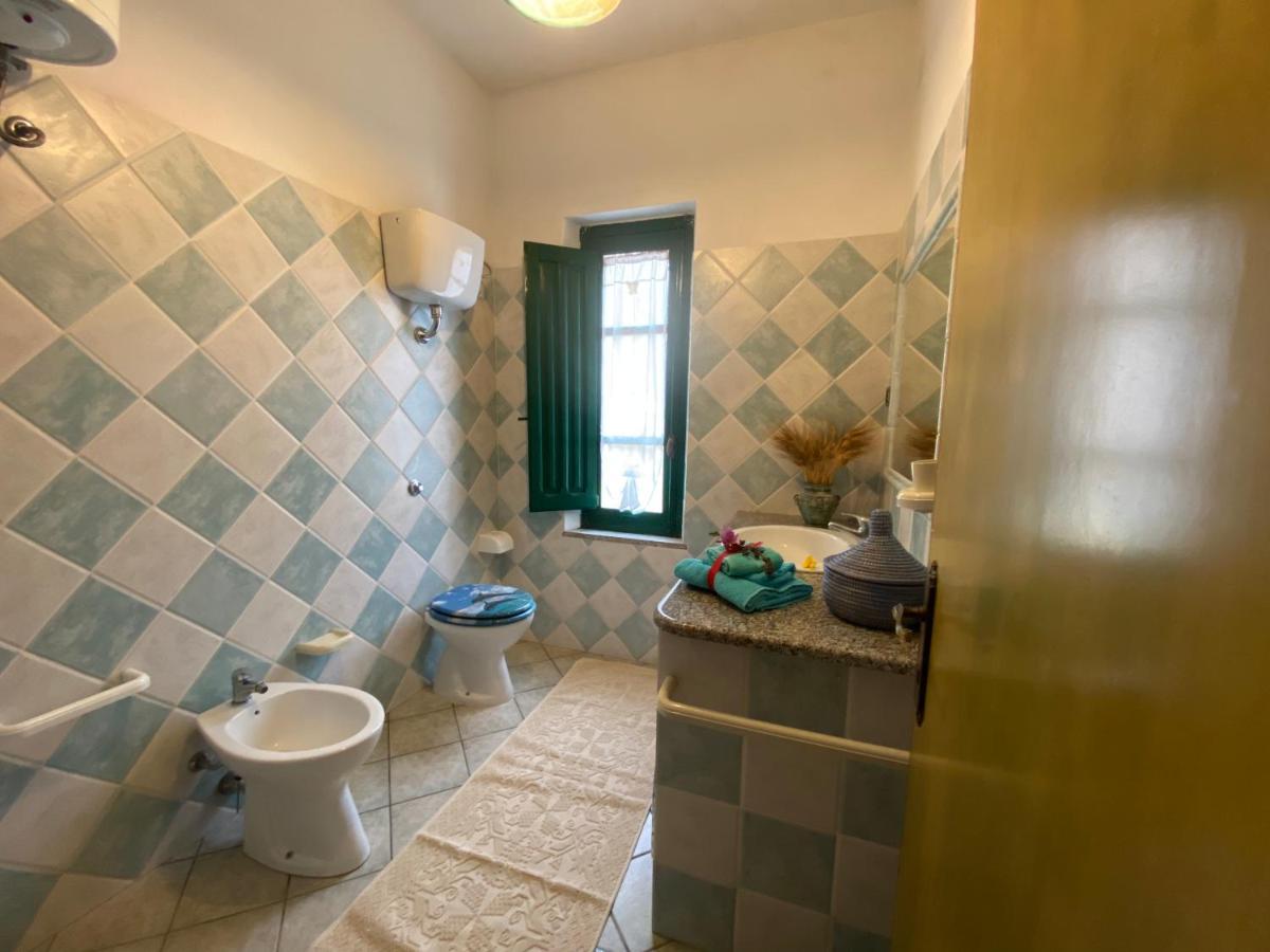 Ferienwohnung Il Bacio Del Sole Tertenìa Exterior foto